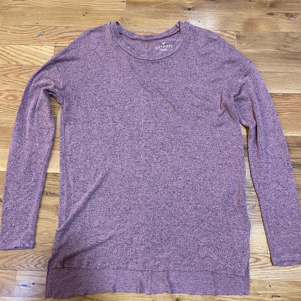 American Eagle Outfitters Heathered Mauve Long Sleeve Tee